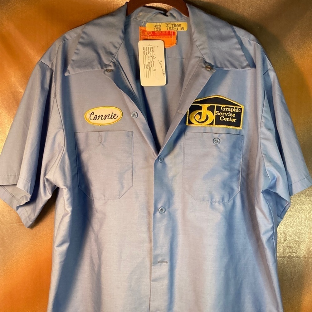 Vintage 80’s uniform work shirt. “Connie” worked at J graphics. Size Xl. 3 avail